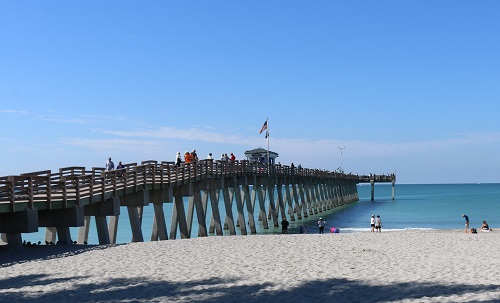 Exploring Venice, Florida: The Venice Fishing Pier and The Venice Jetty